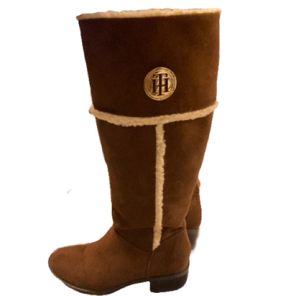Tommy Hilfiger Women’s Narella Suede Faux Fur Lined Boots Size 6